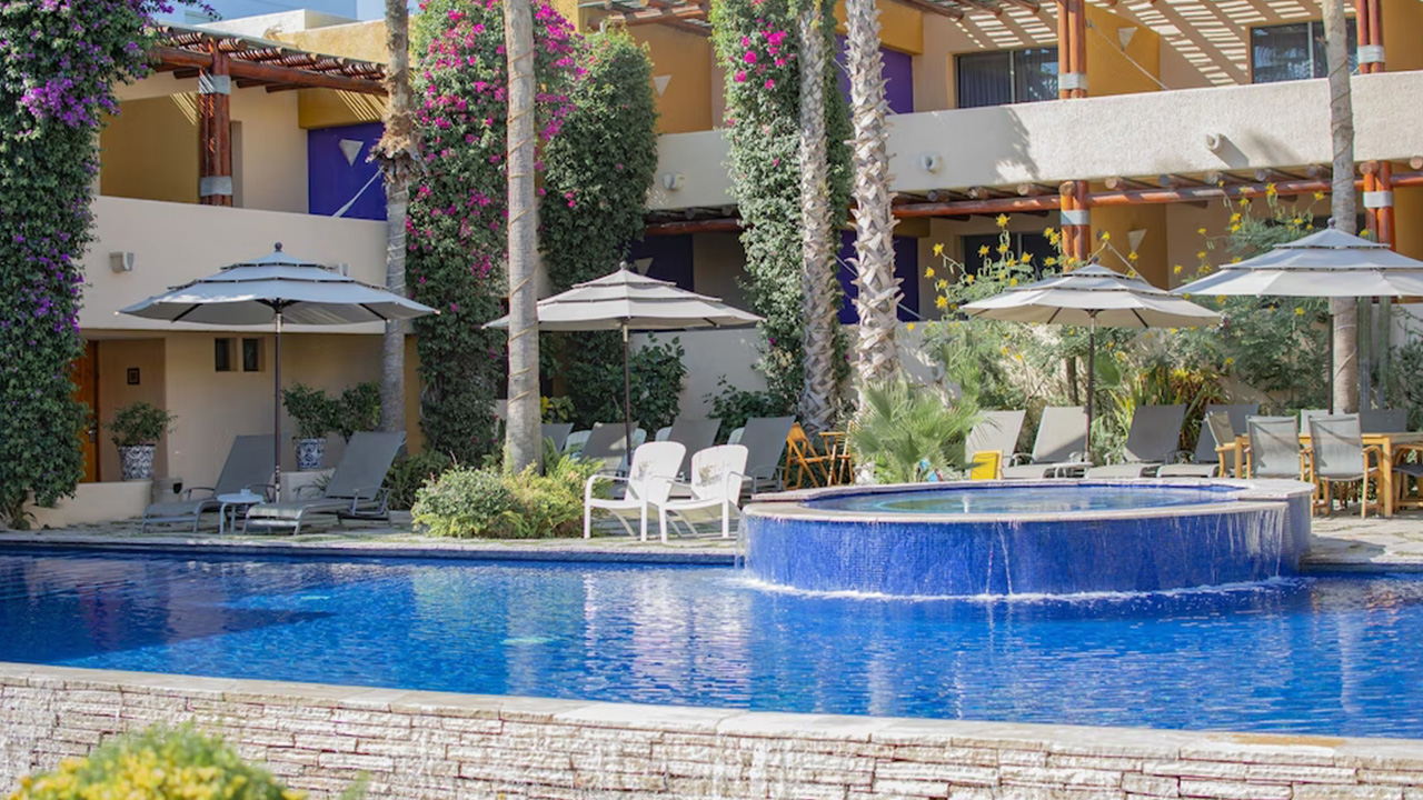 Los Patios Hotel Transportation